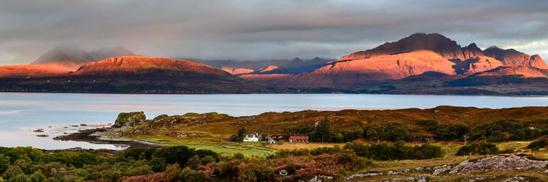 Isle of Skye, sunrise at Tokavaig 2995PAN