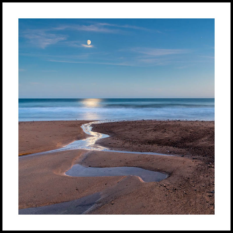 Pembrokeshire, Freshwater East Beach, moonrise 4296
