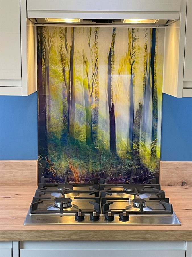 Itchen Wood 4995 glass splashback